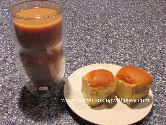 You can also pour the Serafino Double Wall Insulated Glass with your favorite hot coffee.