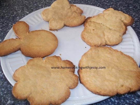 The Easter cookies turned out huge