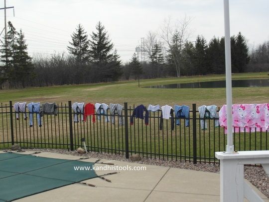 Saving electricity by drying your clothes outside
