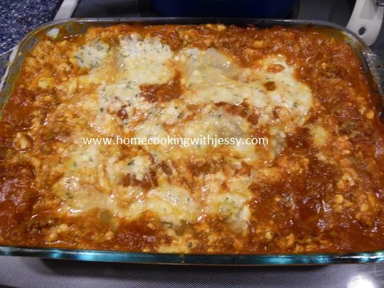 My first time to cook lasagna. I am so proud of myself.