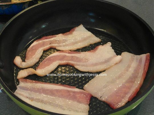 frying bacon saves big mess from Ozeri frying pan frying bacon saves big mess from Ozeri frying pan