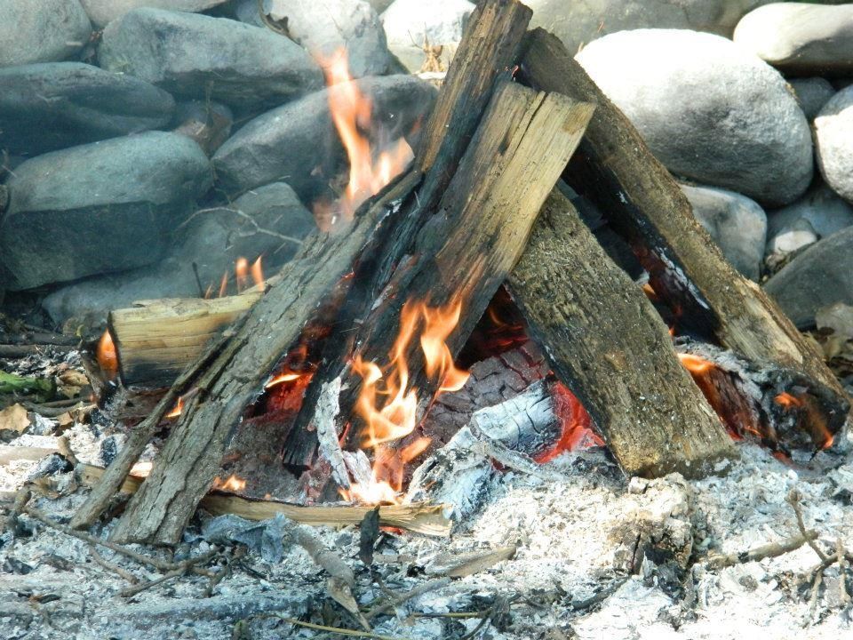 campfire photo: Saturday afternoon campfire... 538685_3309320646814_338670147_n.jpg