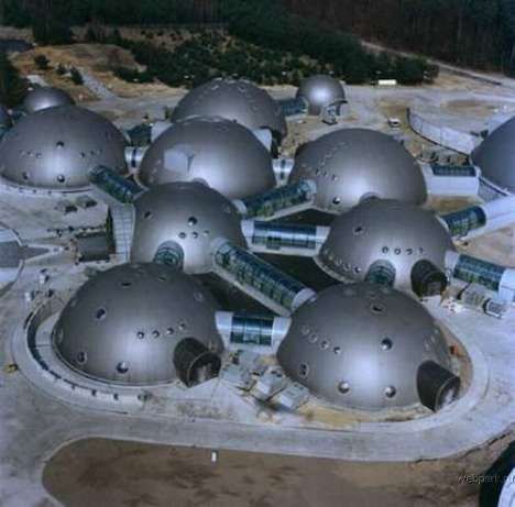 spacecolony_zpsbfa6fc40.jpeg