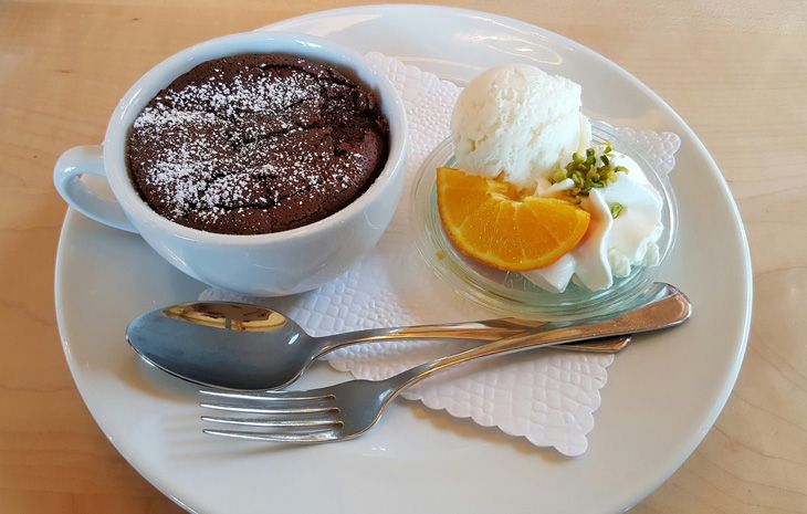 finger-licking-chocolate-chip-pie-1