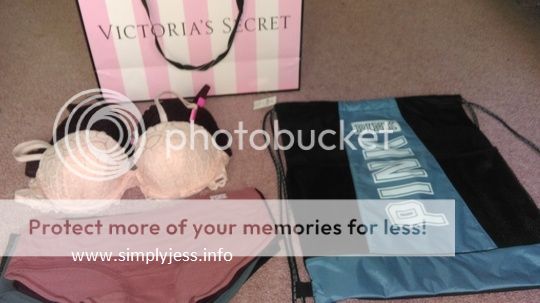  photo shopping at Victorias Secret_zpsdv8ppnub.jpg